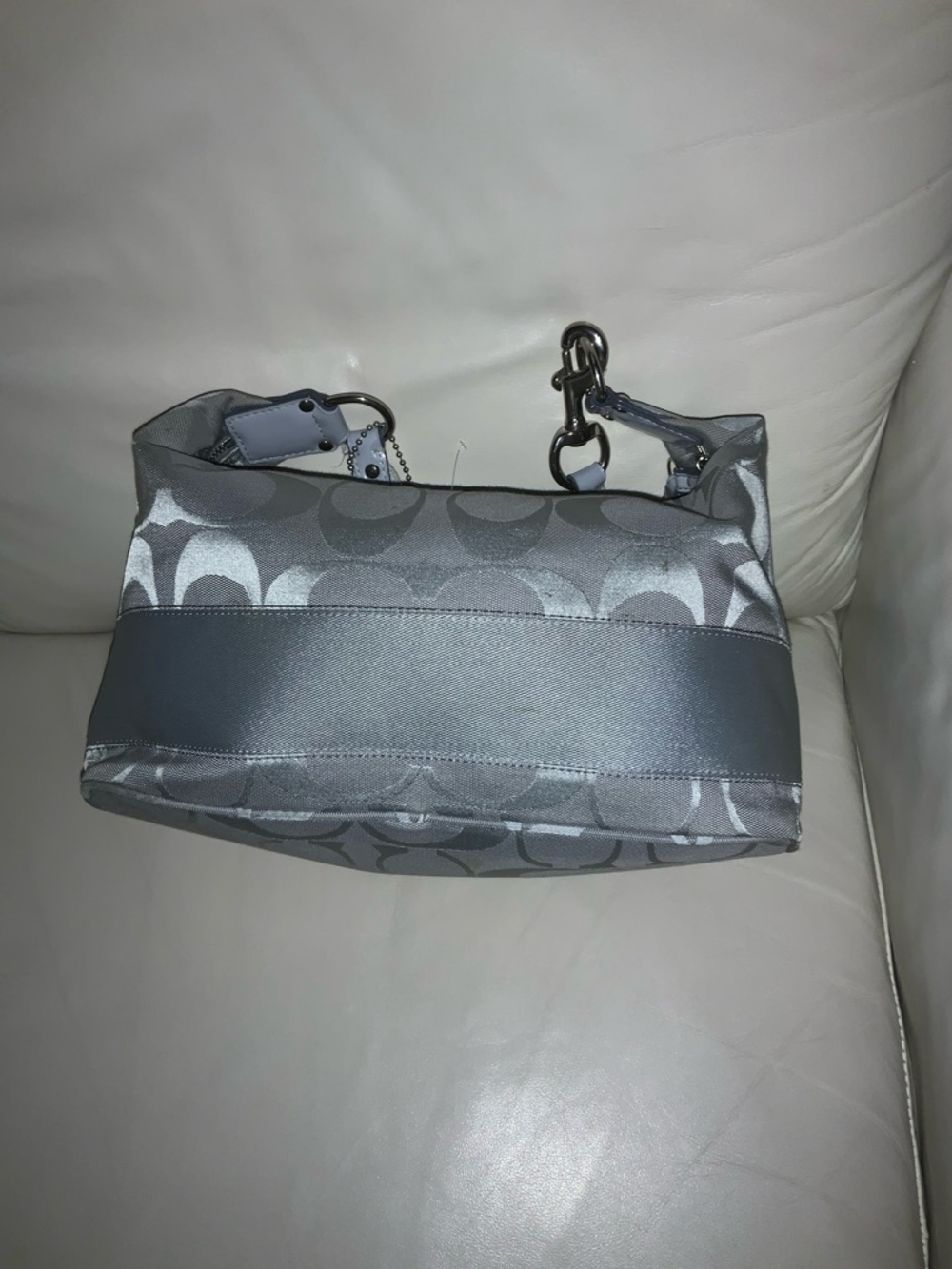 COACH - F17434 Light Blue & Grey Signature Stripe Large HOBO Bag. Barely used. - Picture 6 of 9